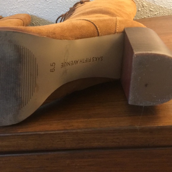 Sal’s Fifth Avenue Suede Boots - Picture 4 of 4